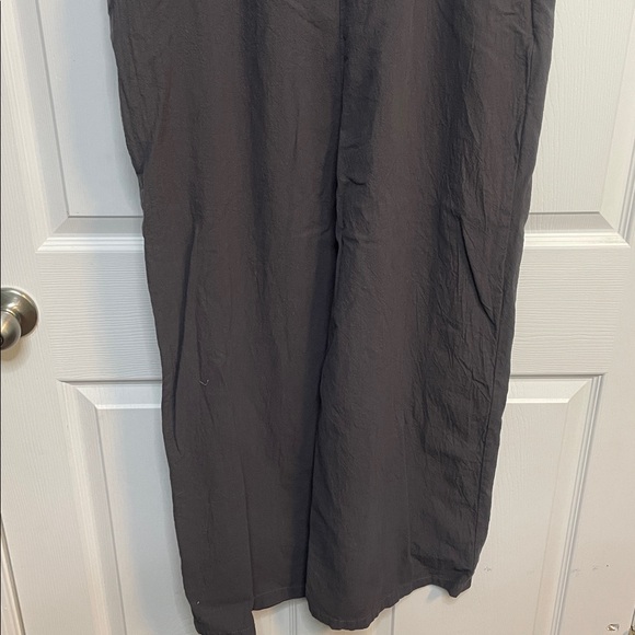 Gray Overall Romper with Pockets - Picture 7 of 9